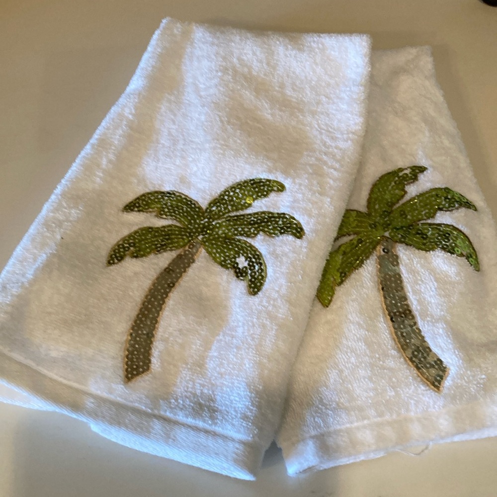 Pair of sequin hand towels